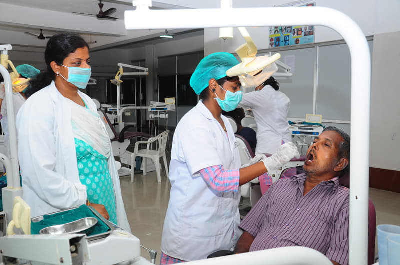 Vivekananda Dental College For Women Tiruchengodu Academic Facility photo 13